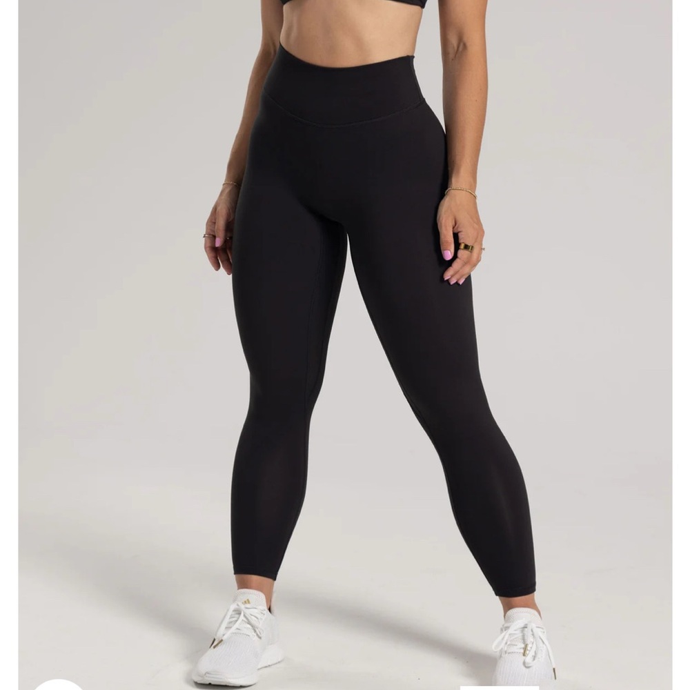 Ptula 26inch Sierra Legging, BLACK